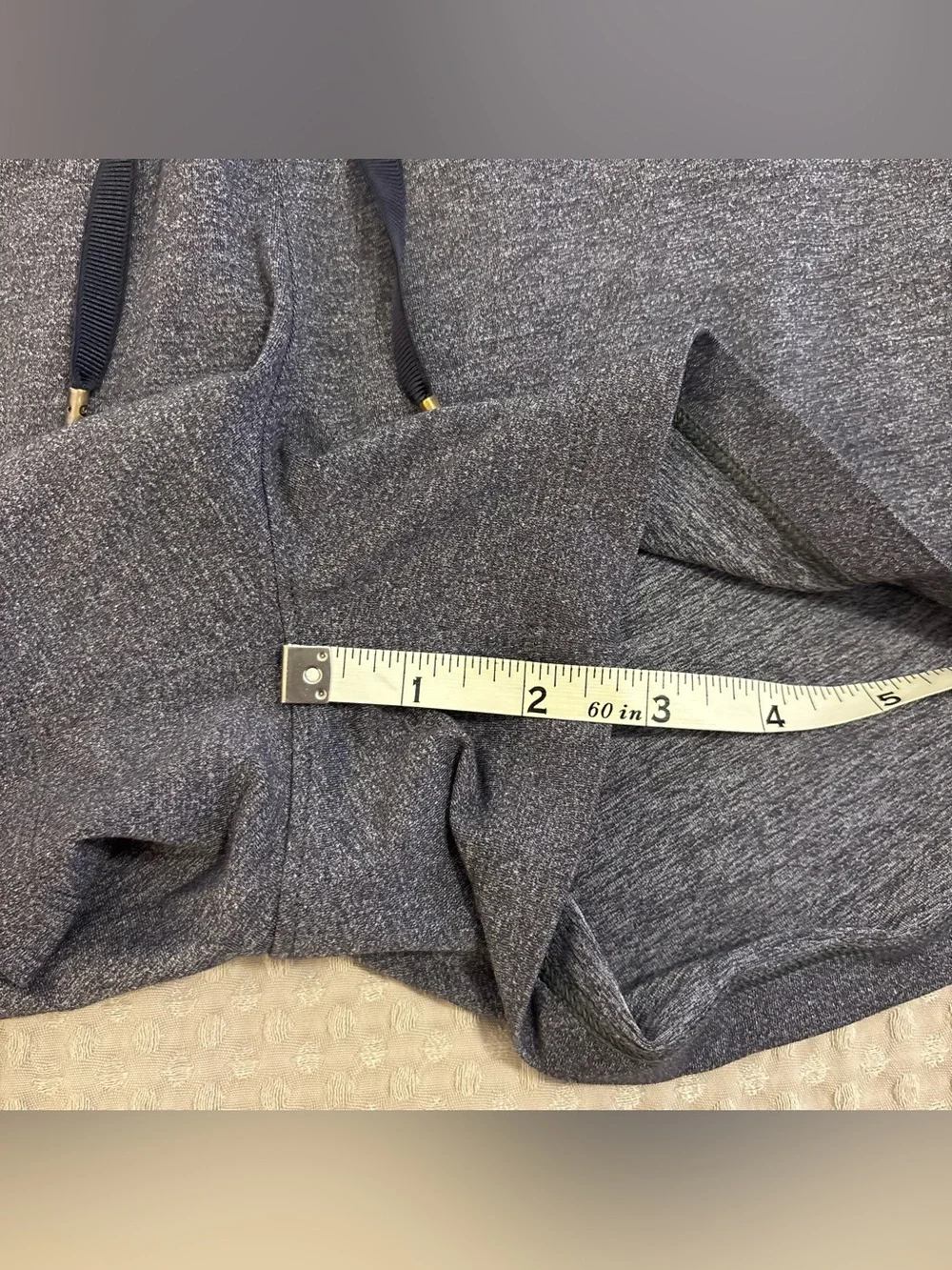 Lululemon On The Fly Shorts Size 6